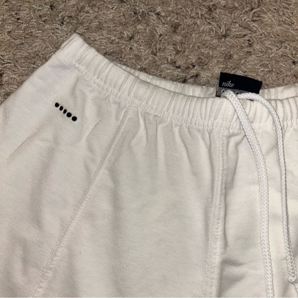 Vintage Nike Alpha White Mini Skirt - Picture 2 of 7